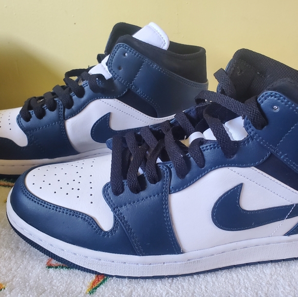 Nike Jordan 1 Armory Mid sz 10 - Picture 6 of 7